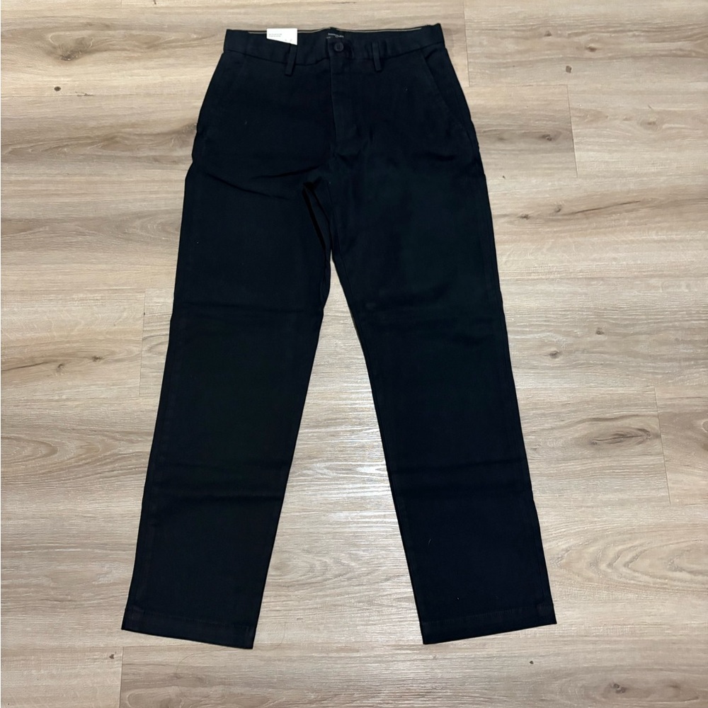 Banana Republic lived in straight chino